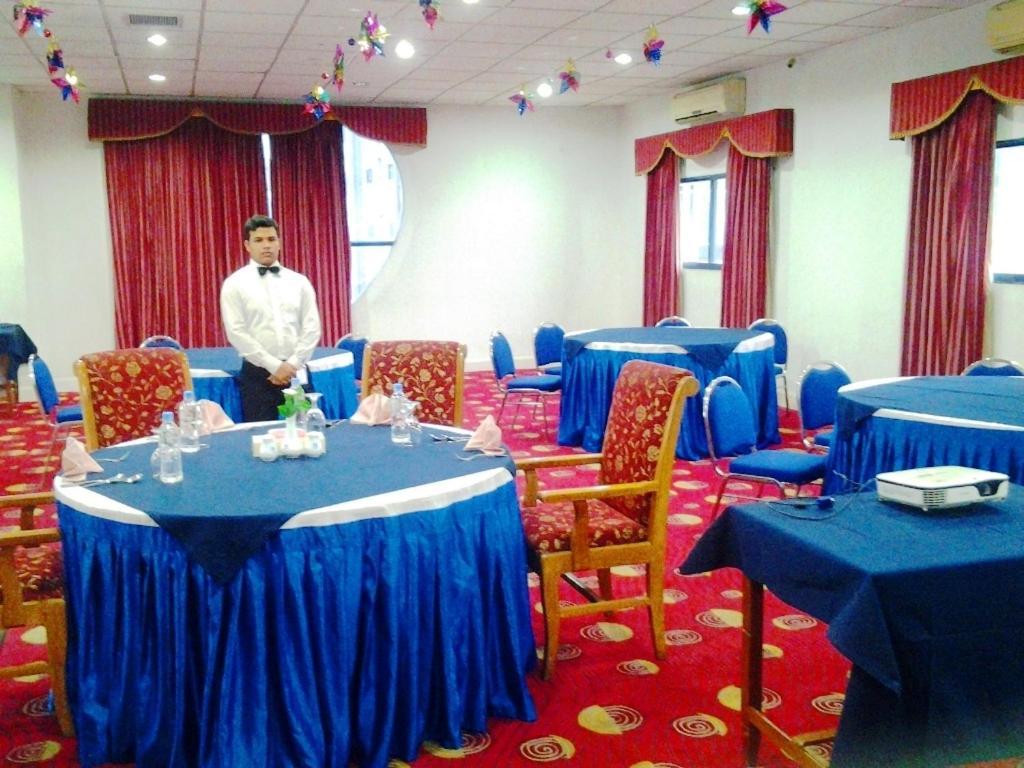 Hotel Washington Dhaka Exterior photo